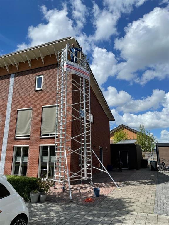 Elektrische rolsteigerlift huren – Alulift voor professioneel werken op hoogte